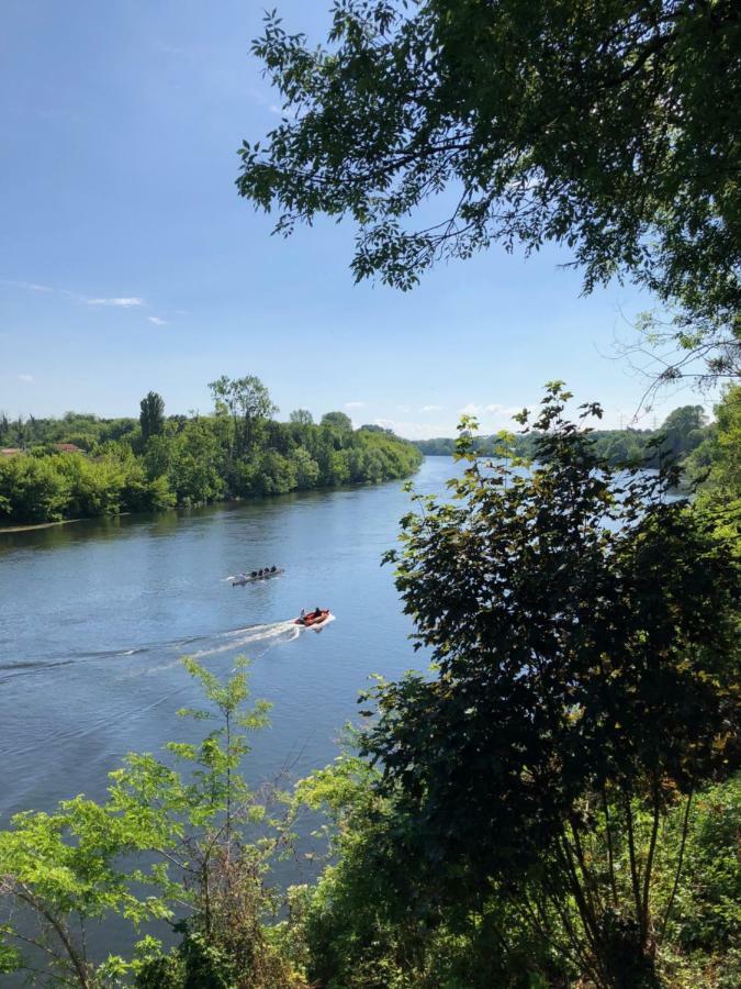 Along The River 贝尔热拉克 外观 照片